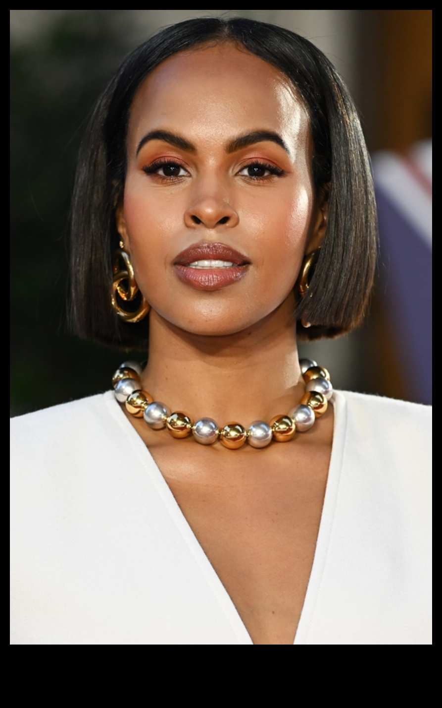 אובססיית שפתיים עירומה: השגת מראה טבעי עם שפתונים ניטרליים