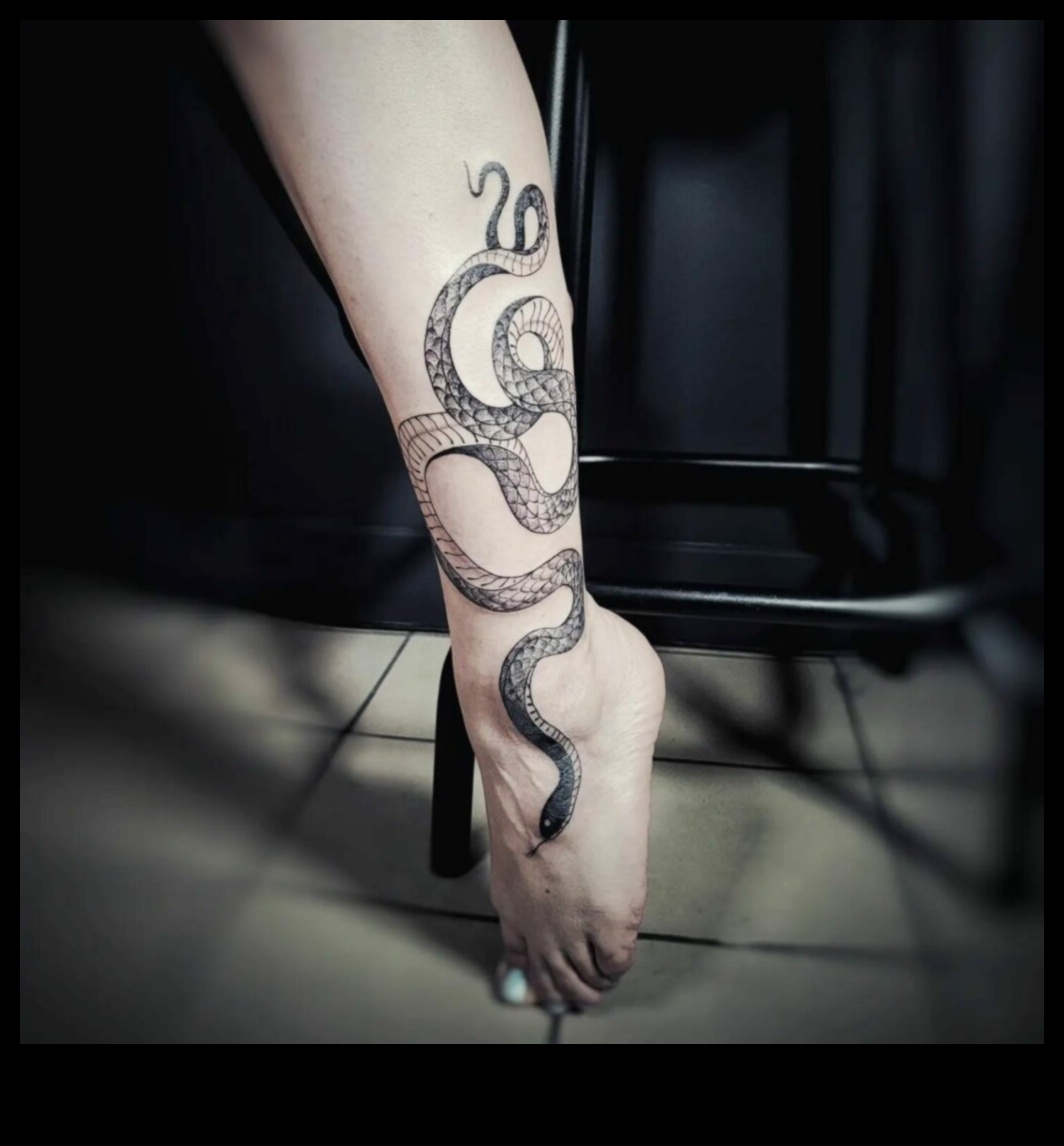 אגדות נמוכות: חקר אמנות קעקוע הקרסול