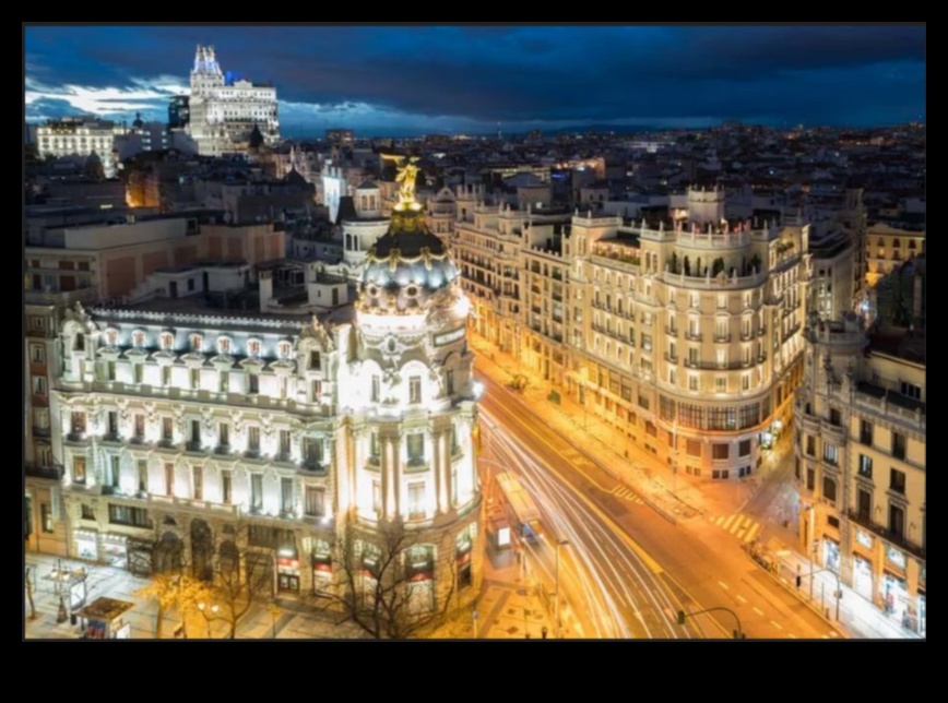 אודיסיאה מפוארת: מדריך טיולי היוקרה האולטימטיבי שלך