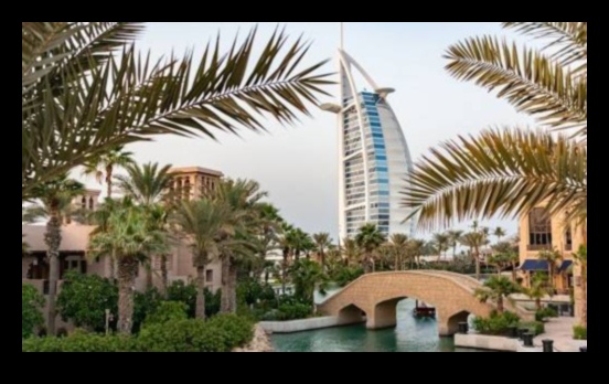 אודיסיאה מפוארת: מדריך טיולי היוקרה האולטימטיבי שלך