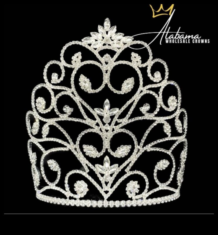 Radiance מלכותי: הכתר את עצמך ביופי נצחי