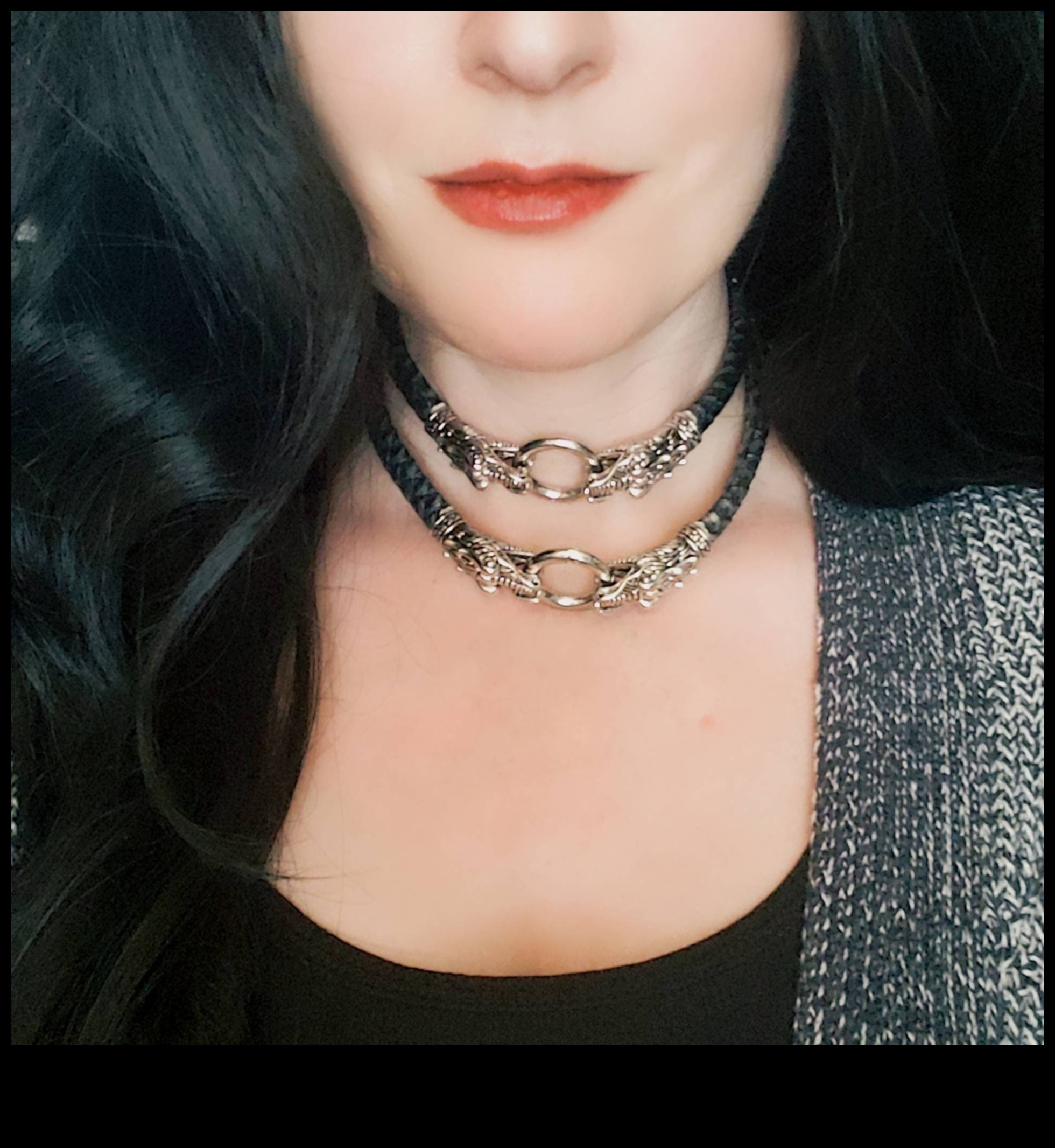 הצהרה עדינה: שפר את המראה שלך עם קולרים עדינים