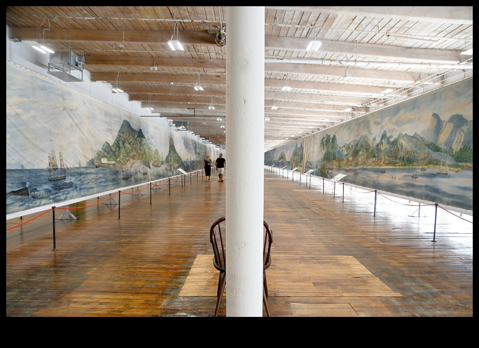 מגילת סיורים: פתיחת הבד של נופים איקוניים