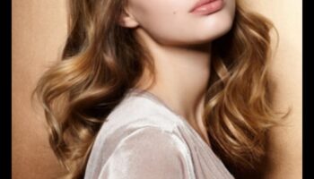 ללא רבב וחשוף: חושפים את סודות האיפור הטבעי המינימליסטי