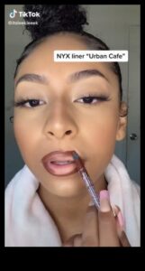 Lip Liner Love: המפתח לשפתיים מוגדרות בצורה מושלמת